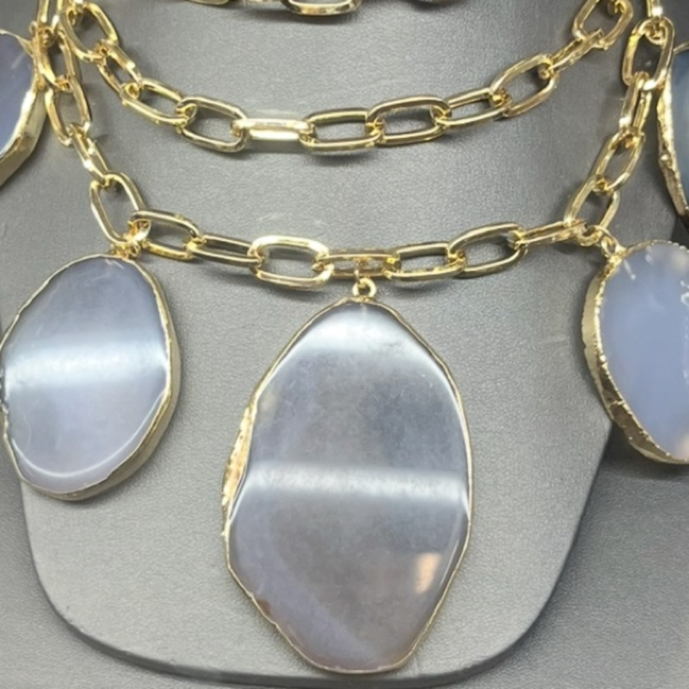NWT ⚜️💎⚜️ Natasha Couture Fabulous Semi Precious Stone Charms Necklace - Picture 5 of 6